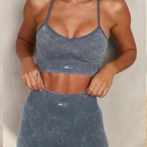 BO + TEE NWT OXYGEN SEAMLESS ACID WASH SPORTS BRA IN CHARCOAL